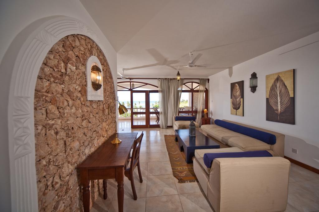 Lantana Galu Beach Playa de Diani Habitación foto